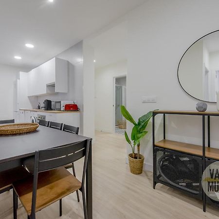 Spacious New Apartment Para 7 En La Plaza De Tirso De Molina 마드리드 외부 사진